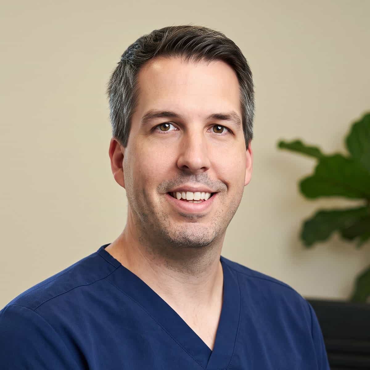Concussion-Irvine-CA-Nicholas-Hoy-Meet-The-Team
